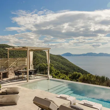 Entheos Private Kefalonia Greece * Fiskardo